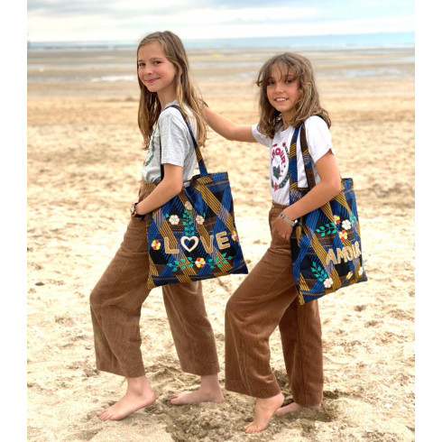 Lisette embroidered wax bag LOVE